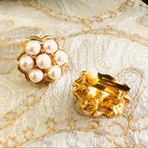 Pearl clip on earrings- new